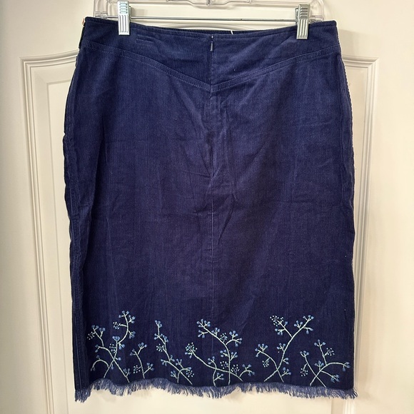 NWT - Navy corduroy skirt - sz 12 - Picture 2 of 4
